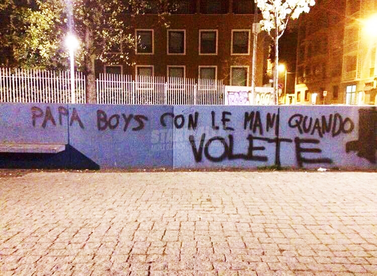 Scritte sui Muri AntiPope Riot